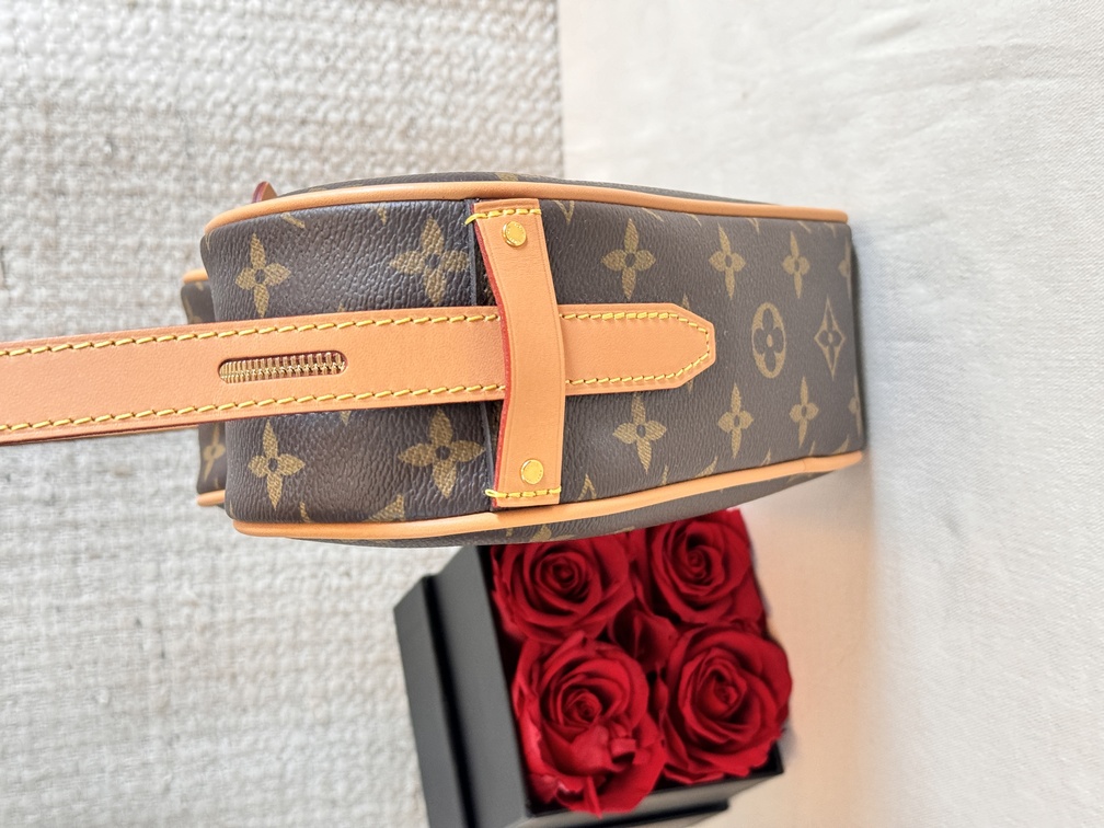 100 Original Louis Vuitton Coeur Heartbag Monogram Fall in Love